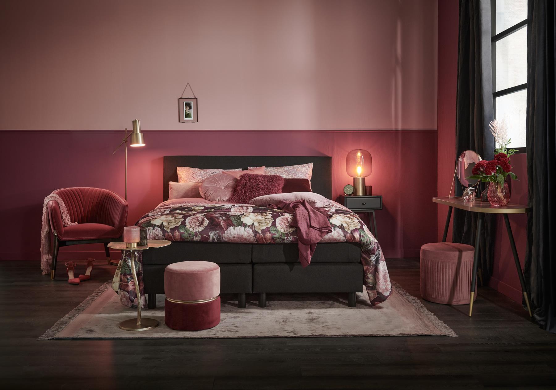 Shop de look: romantische slaapkamer warmrood