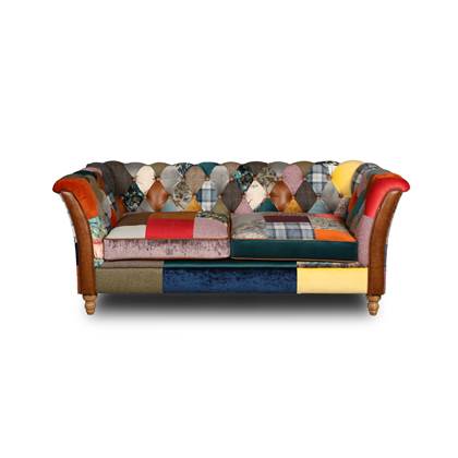 Chesterfield Rain Lily harlequin patchwork 2-zits bank