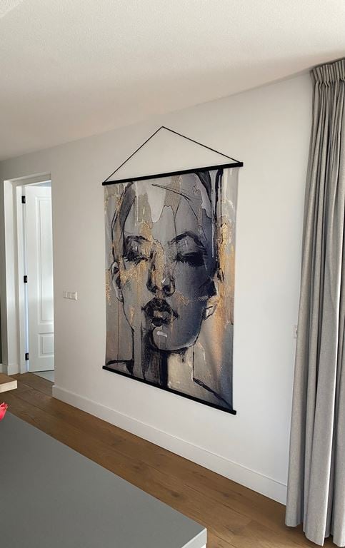 by fonQ  Joy Wandplaat met Metalen Stang 140 x 170 cm