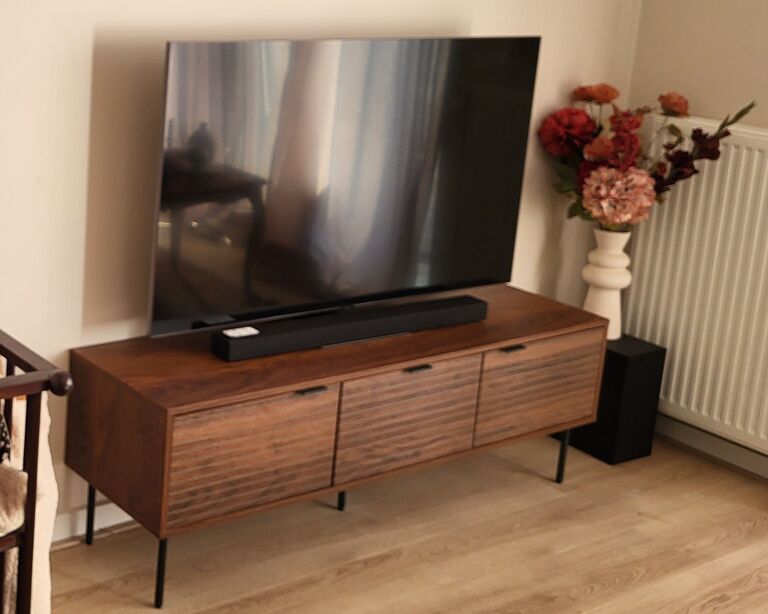 by fonQ Tier Dressoir - Walnut