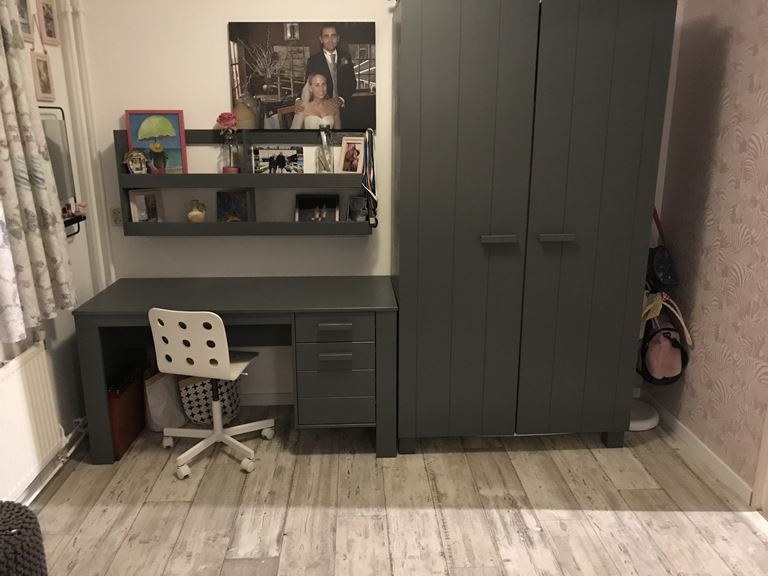 Woood Dennis Bureau - Grenen - Staalgrijs - Geborsteld