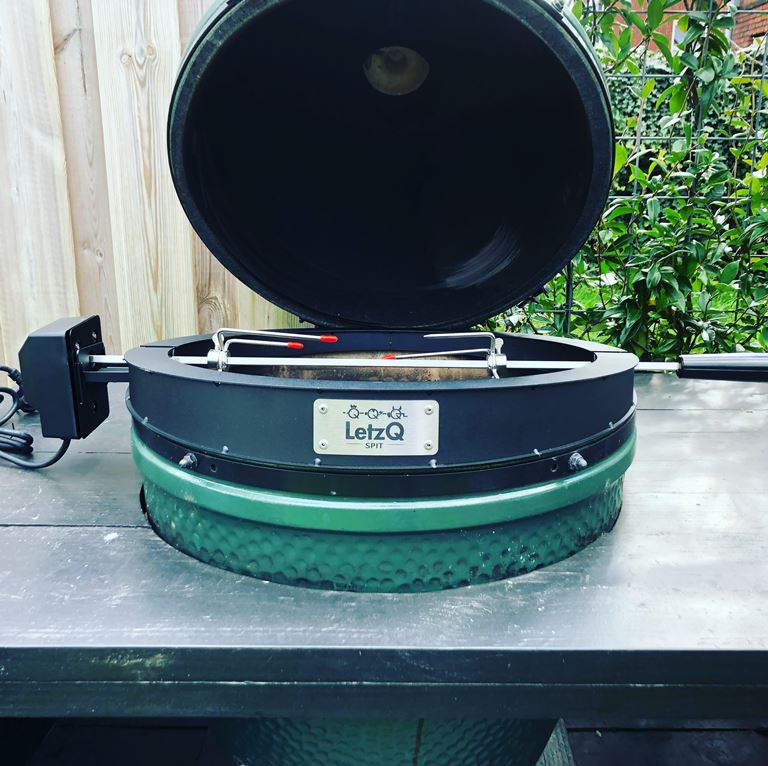 LetzQ Spit Large 18 inch