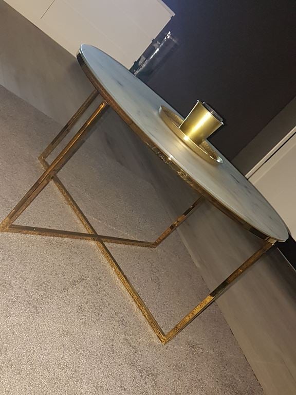 by fonQ Basic Haike Salontafel