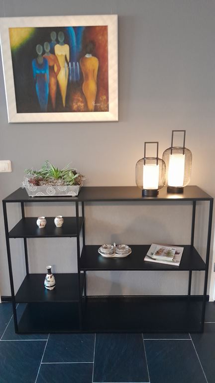 Woood Exclusive June Sidetable