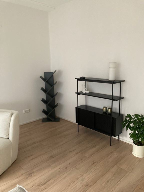 by fonQ basic Sleek Wandkast - Ash Black