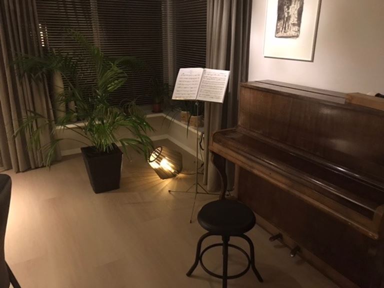 Van Tjalle en Jasper Spot-Nik Vloerlamp