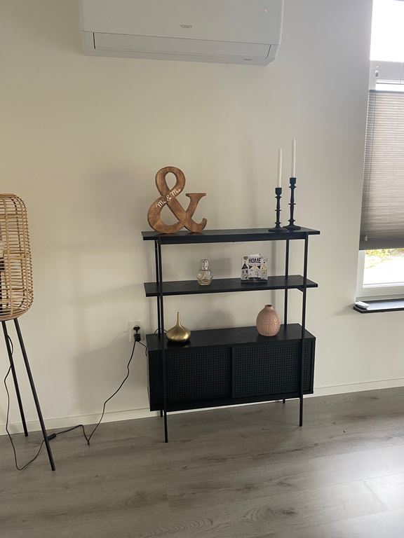 by fonQ basic Sleek Wandkast - Ash Black