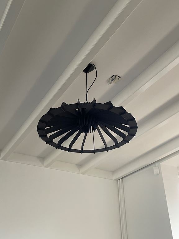 Van Tjalle en Jasper Nikolamp Tesla Hanglamp