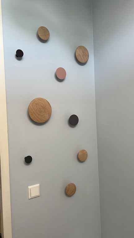 Muuto The Dots Metal Wandhaken Set van 5