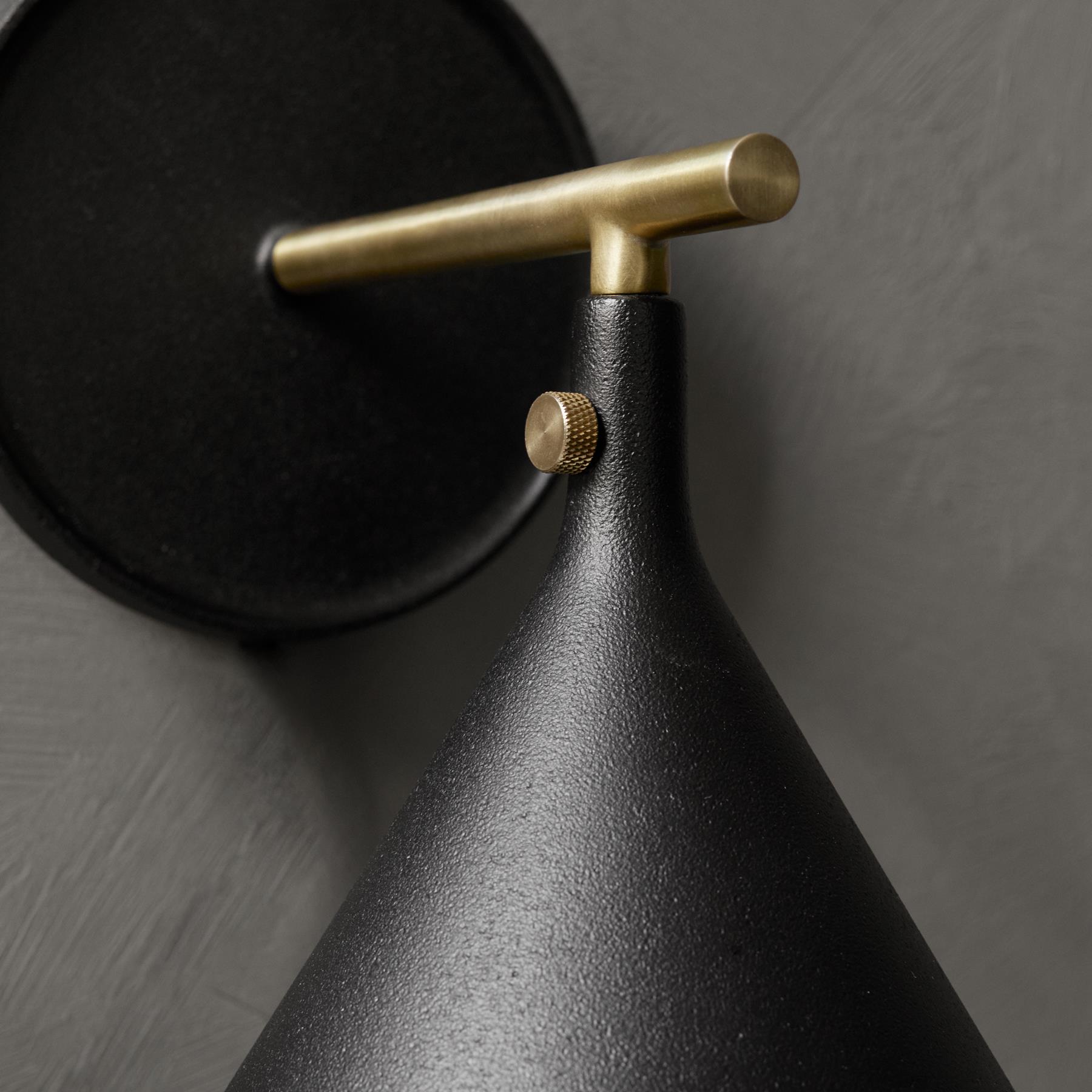 Menu Cast Sconce Wandlamp