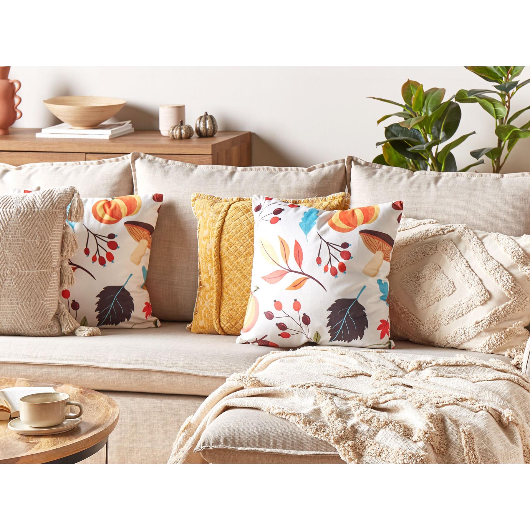 Beliani-VISCARIA -Sierkussen set van 2-Multicolor-45 x 45 cm-Fluweel