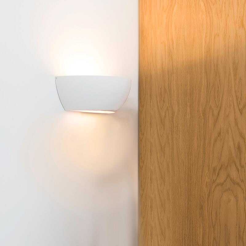 QAZQA Moderne wandlamp wit met lichteffect - Hiske