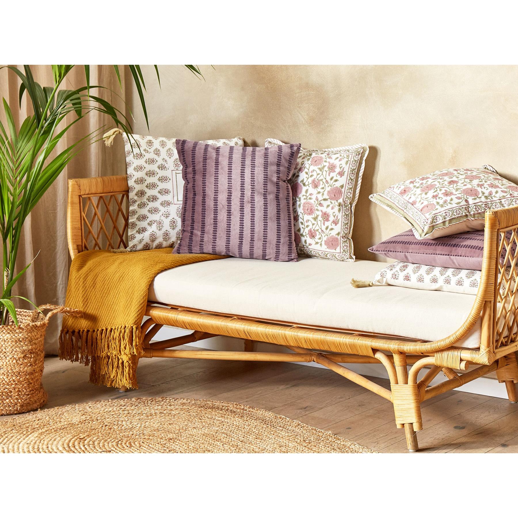 Beliani - AGAPANTHUS - Sierkussen - Roze - 45 x 45 cm - Fluweel