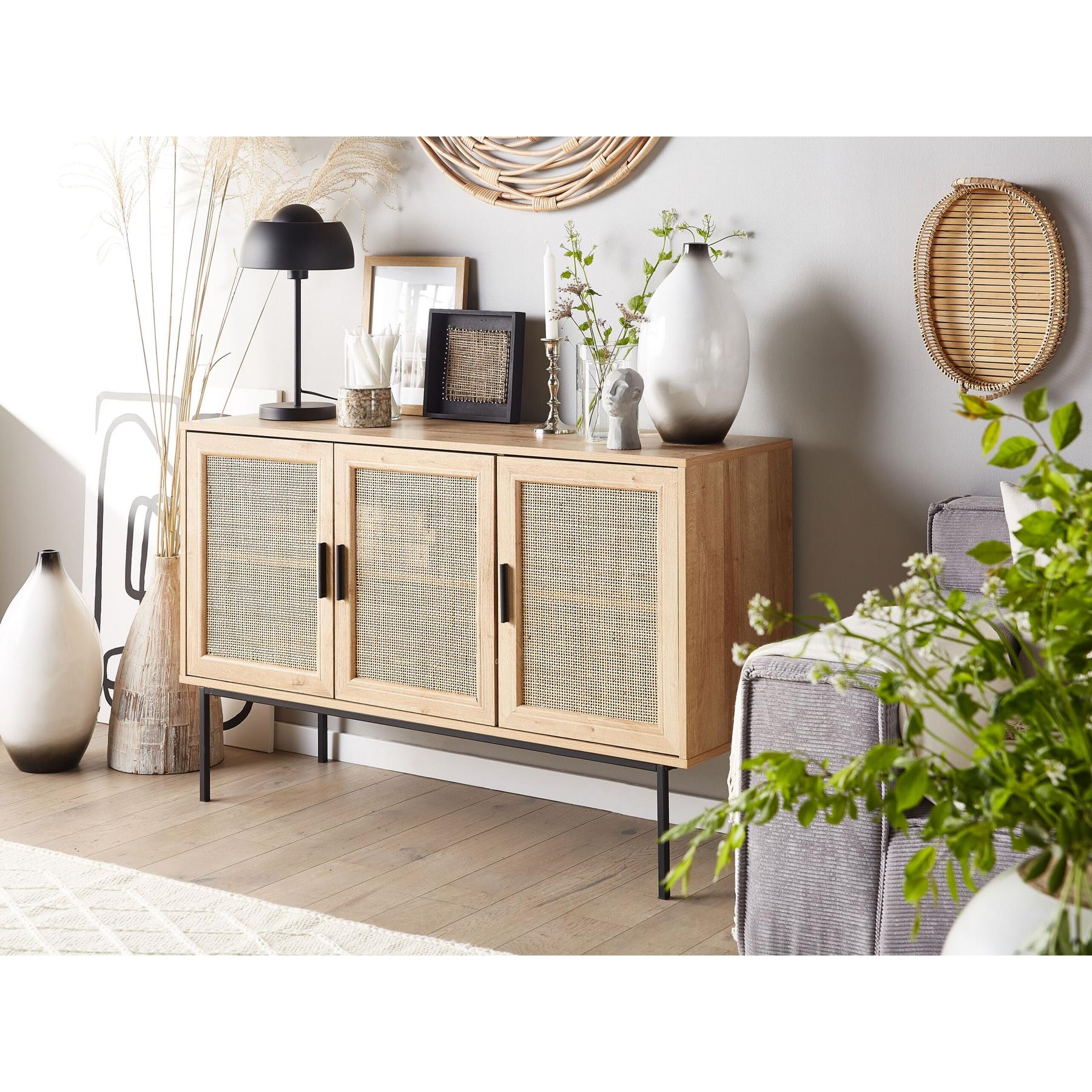 Beliani - PASCO - Sideboard 3 deuren - Lichte houtkleur - Vezelplaat