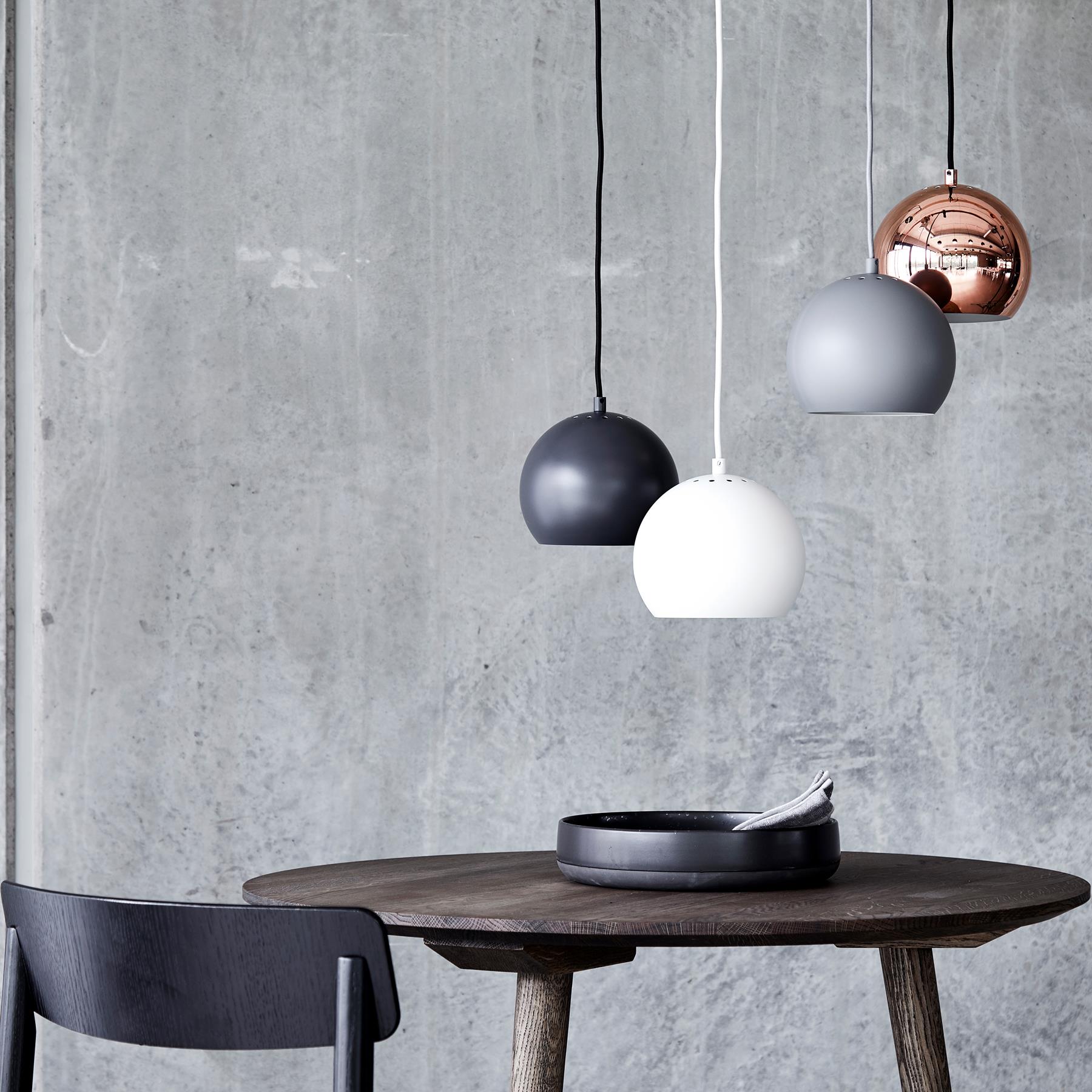 Frandsen Ball Metal Hanglamp Ø 18 cm - White Matt