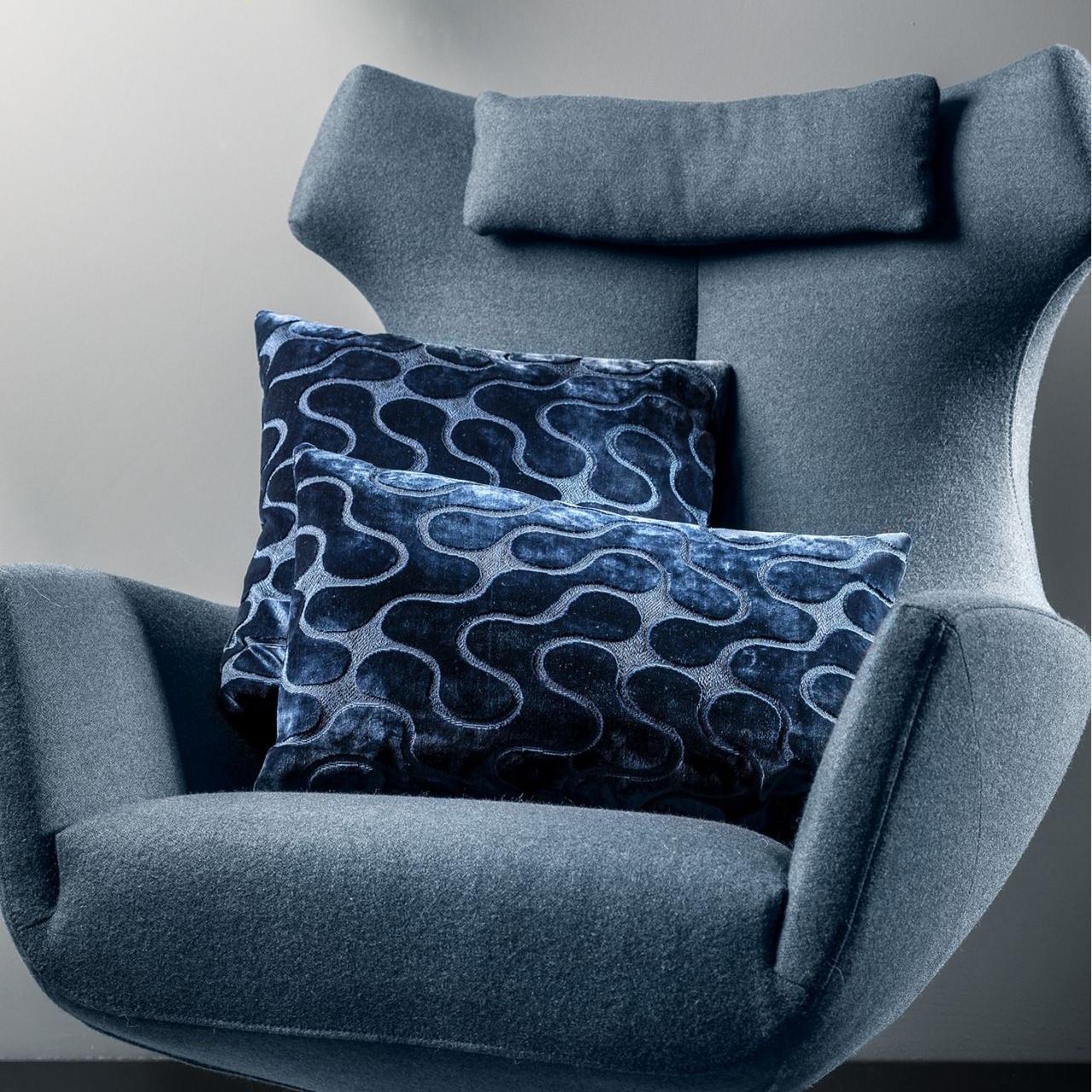 NADINE | Sierkussen | 30x50 cm Insignia Blue | Blauw | Hoii | met GR