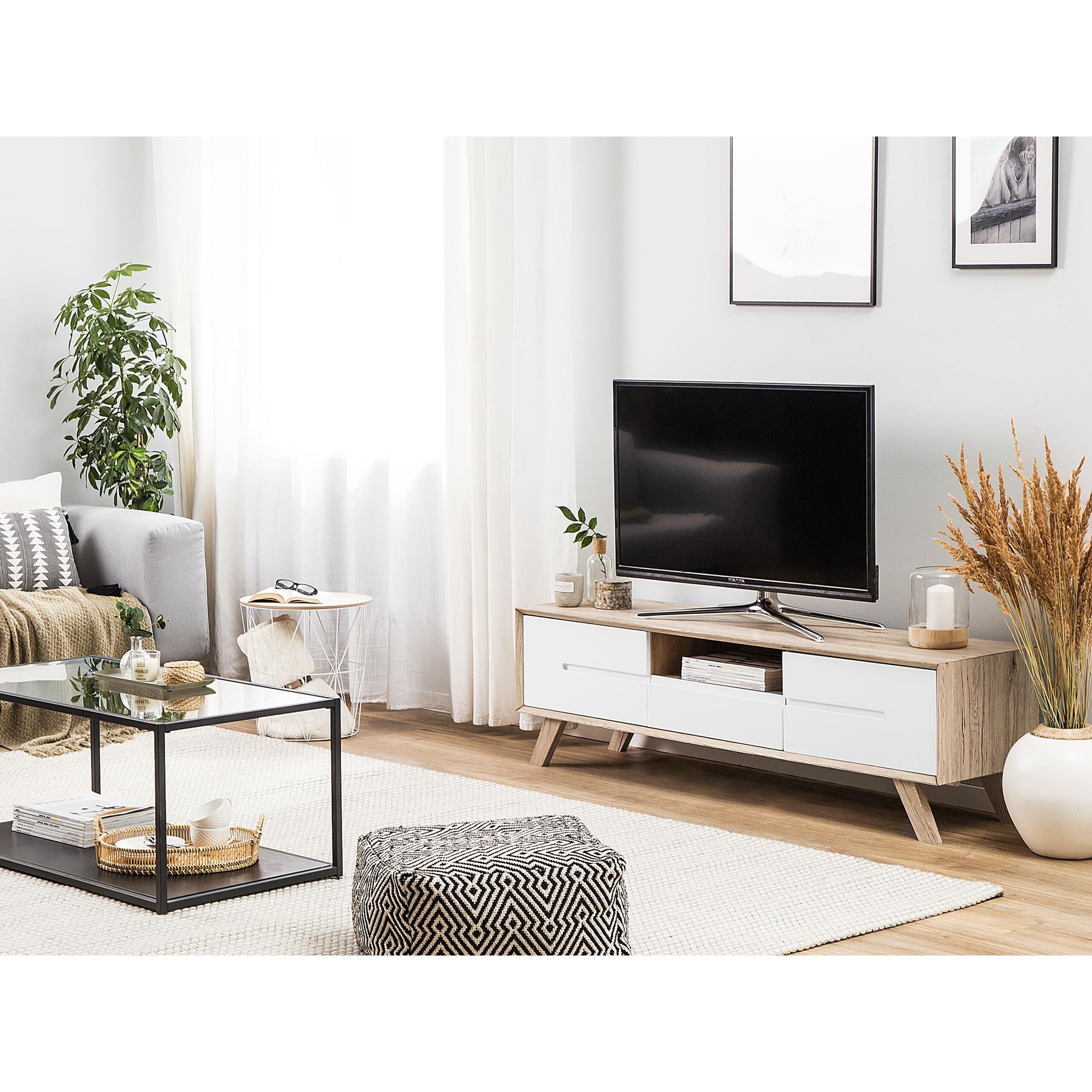 Beliani - FORESTER - TV-meubel - Lichte houtkleur - MDF