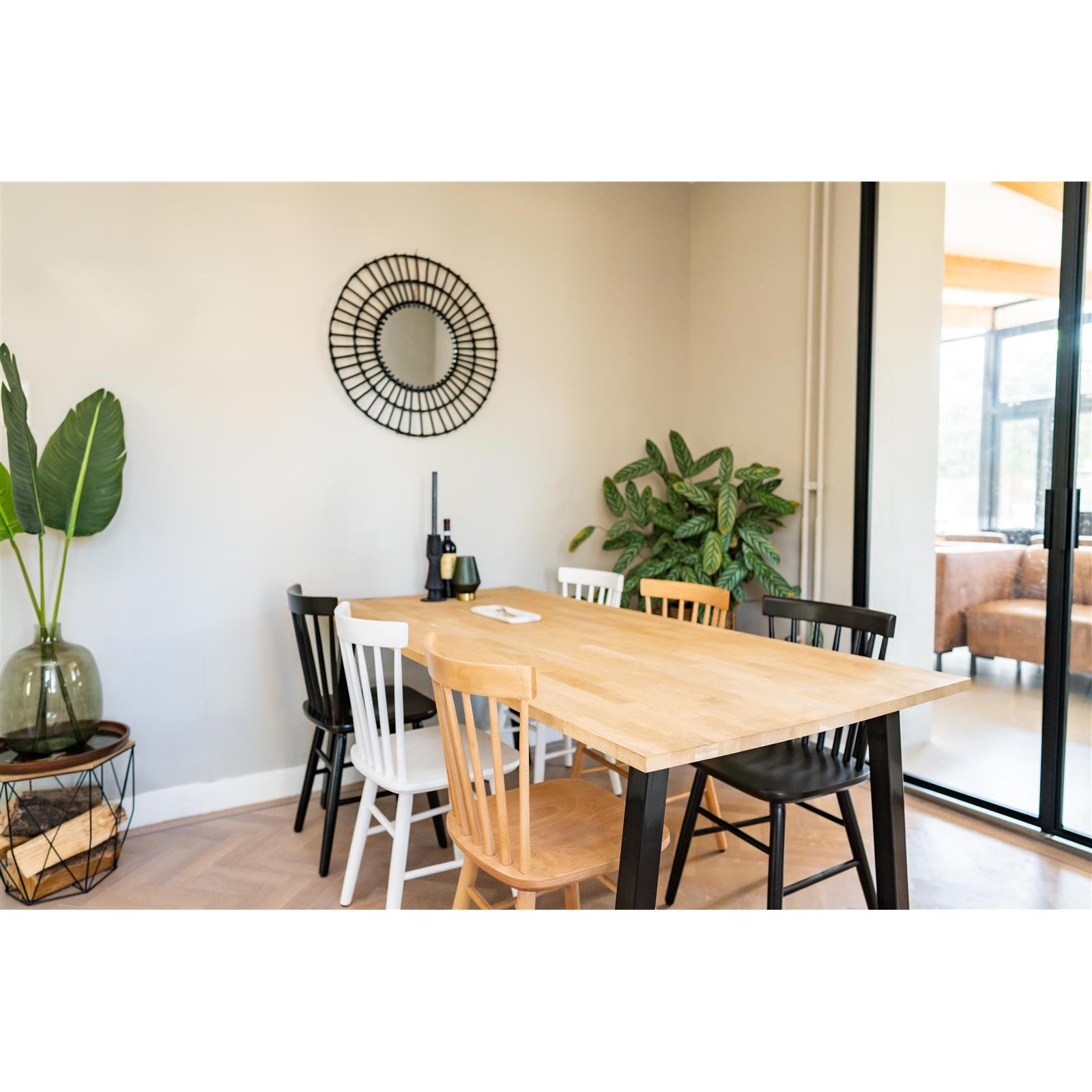 Houten spijlenstoel Maxime zwart 2 stuks