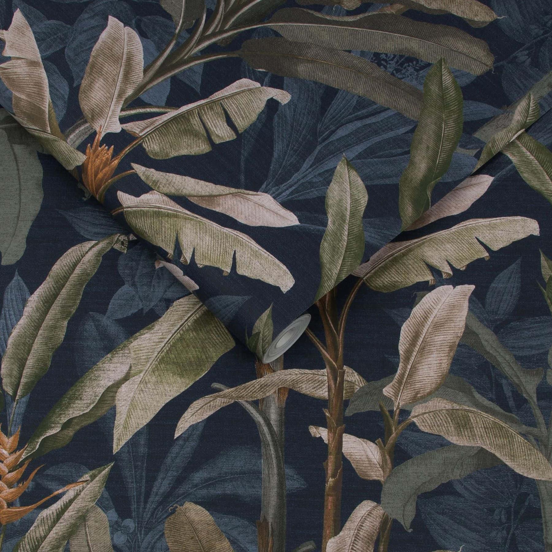 Graham & Brown vliesbehang Borneo Midnight Donkerblauw