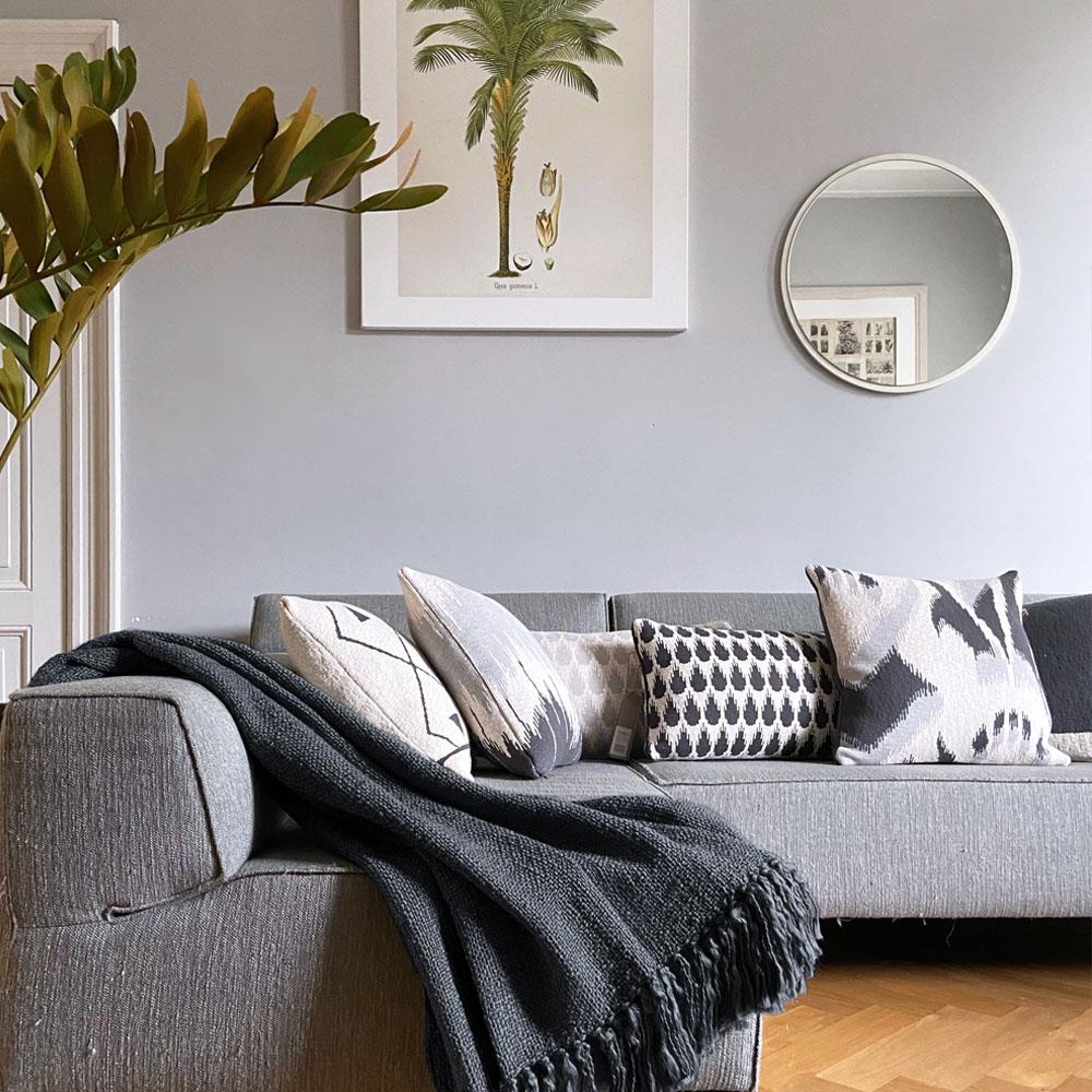 Malagoon Ikat Sierkussen 50 x 50 cm -  Antraciet