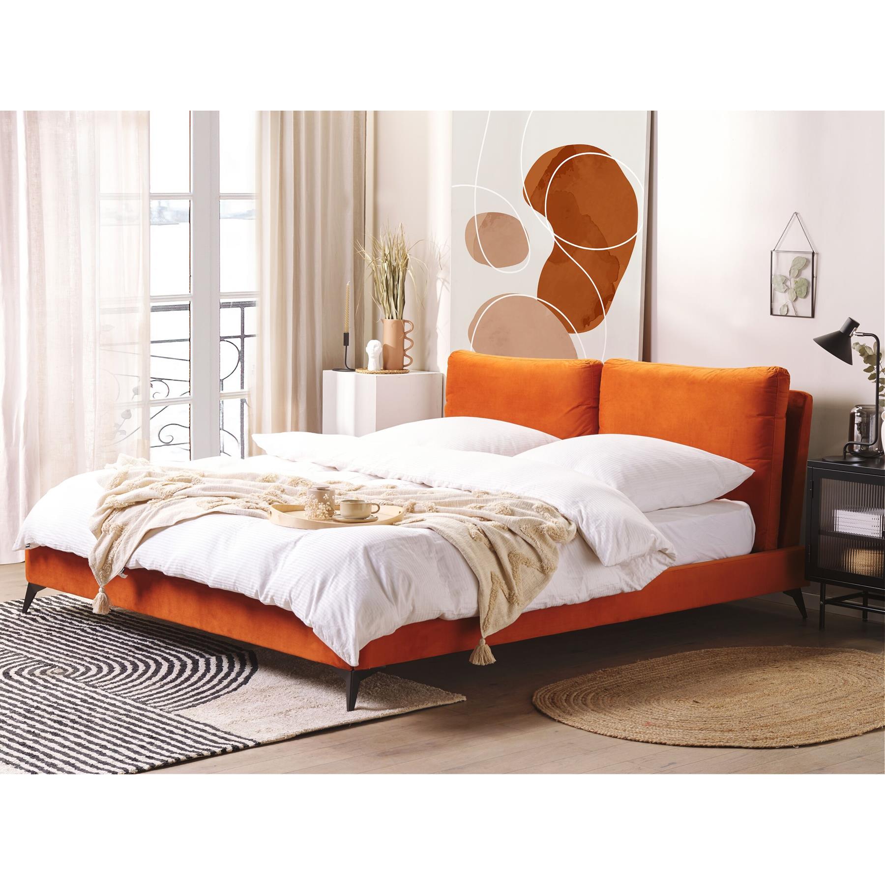 Beliani - MELLE - Tweepersoonsbed - Oranje - 180 x 200 cm - Fluweel