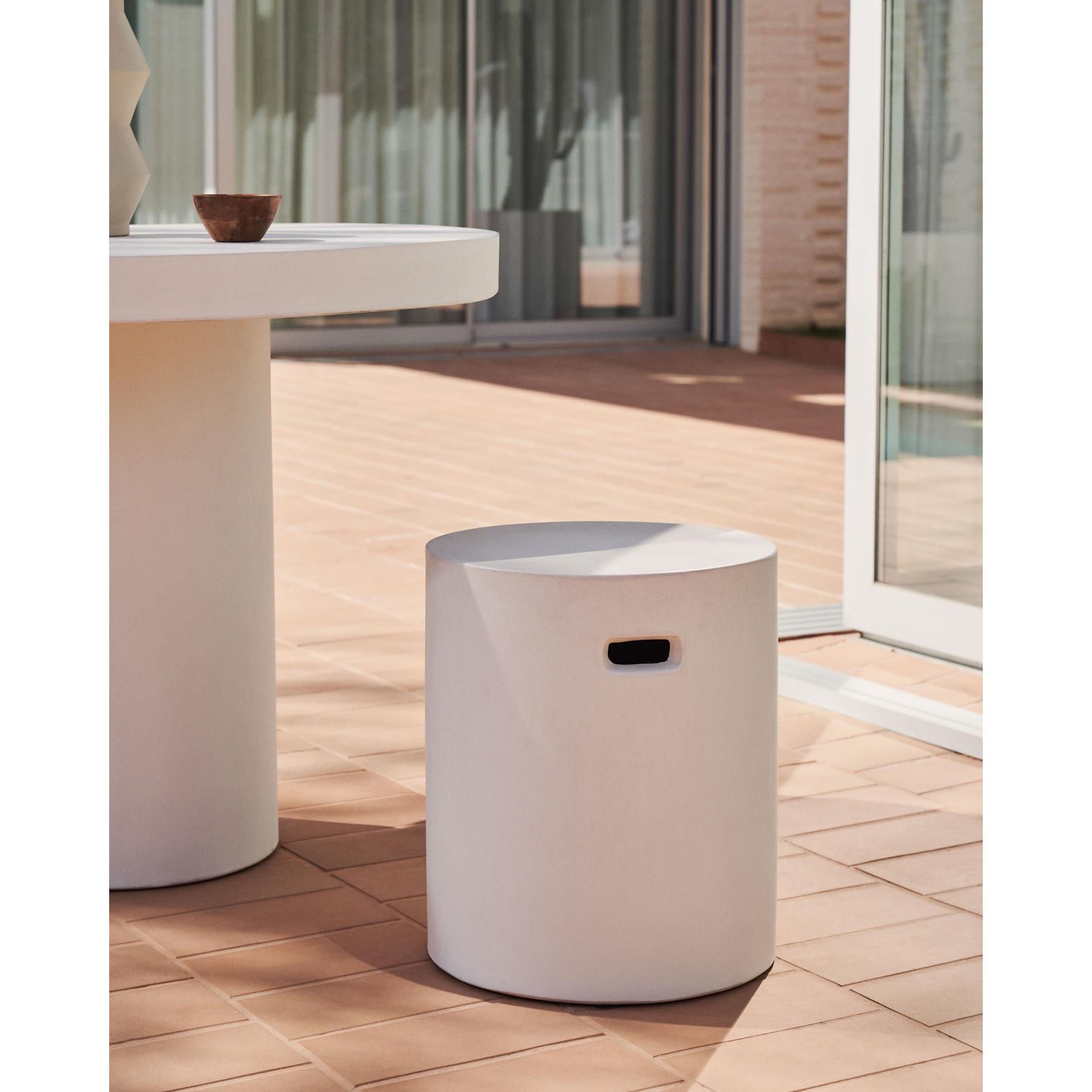 Kave Home - Aiguablava voetsteun in wit cement, Ø 37 cm
