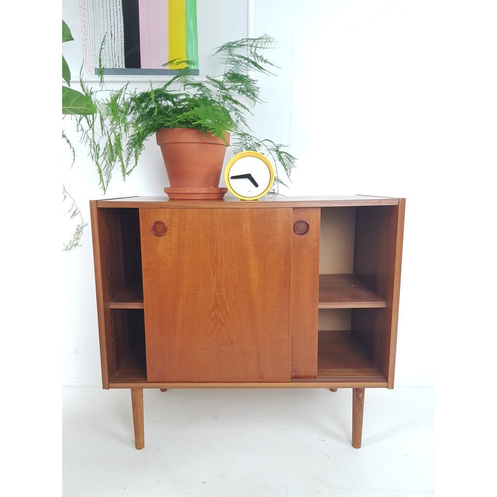 Reliving Vintage Deens Teak Houten Dressoirtje Schuifdeuren Kastje