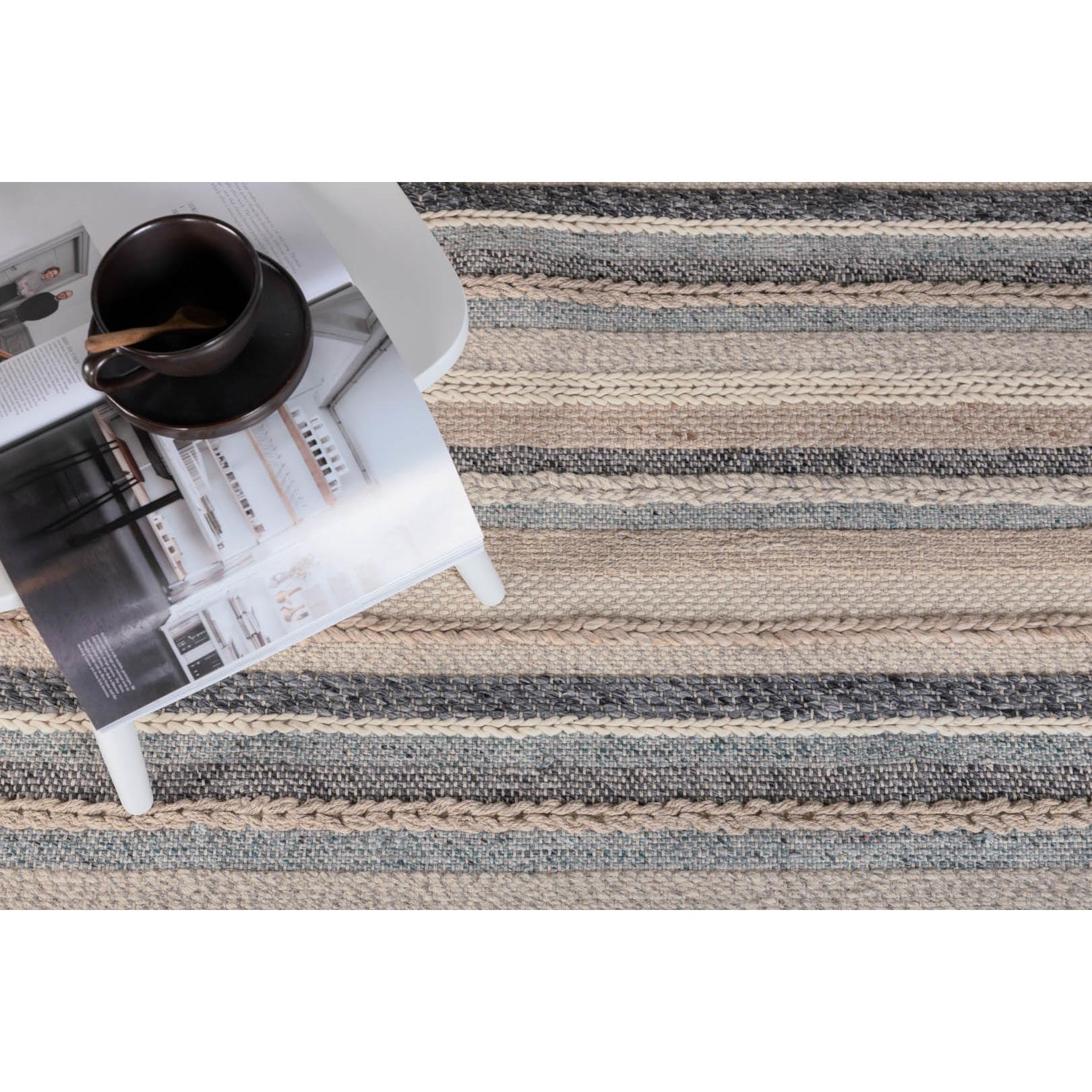 Hioshop Gudha vloerkleed 240x170 cm wol beige, blauw.