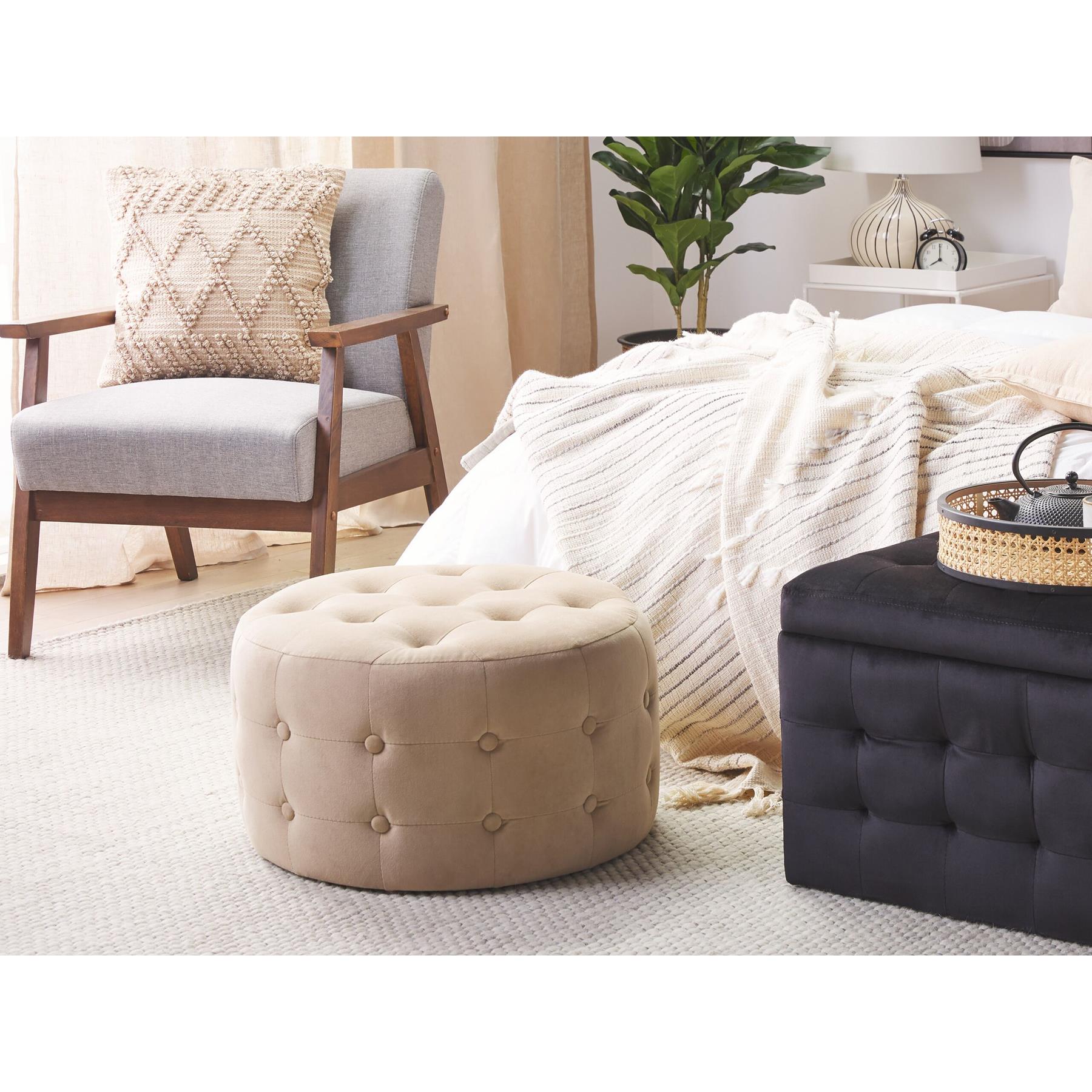 Beliani - TAMPA - Poef - Zandbeige - 55 cm - Fluweel
