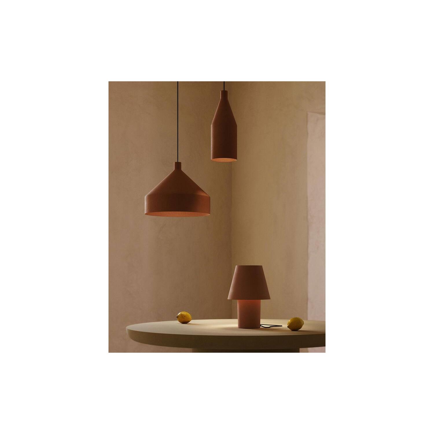 Kave Home - Peralta plafondlamp in metaal met terractotta geschilderde