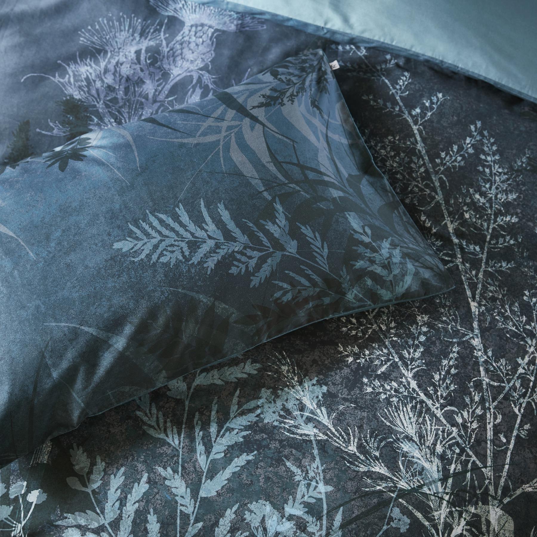 Graham & Brown Dekbedovertrek 220x230 - Restore Midnight