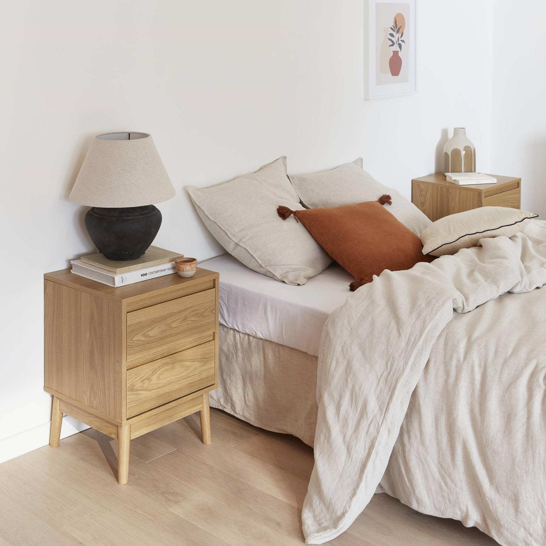 sweeek - Nachtkastje met houteffect en twee laden