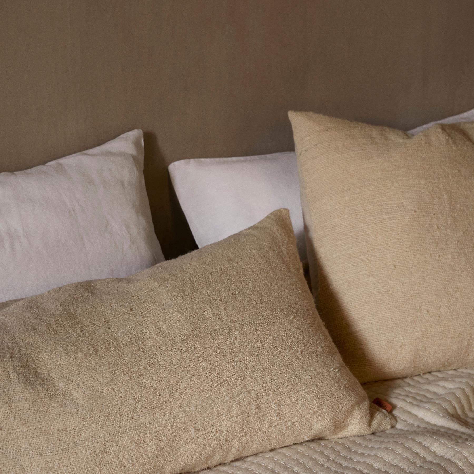 ferm LIVING Nettle Sierkussen - Long - Natural
