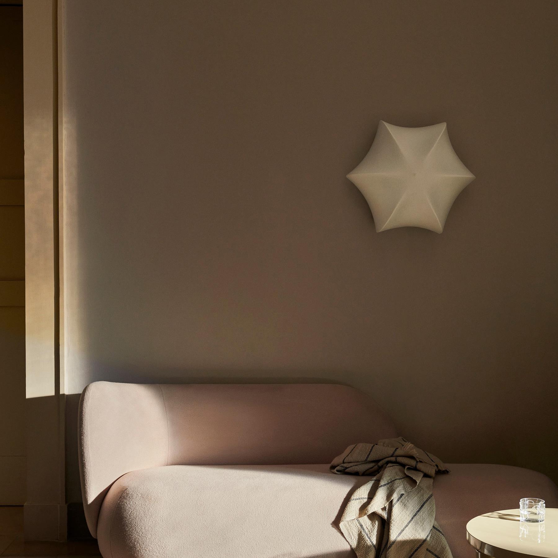 ferm LIVING Poem Wandlamp Ø60 - White/Cashmere
