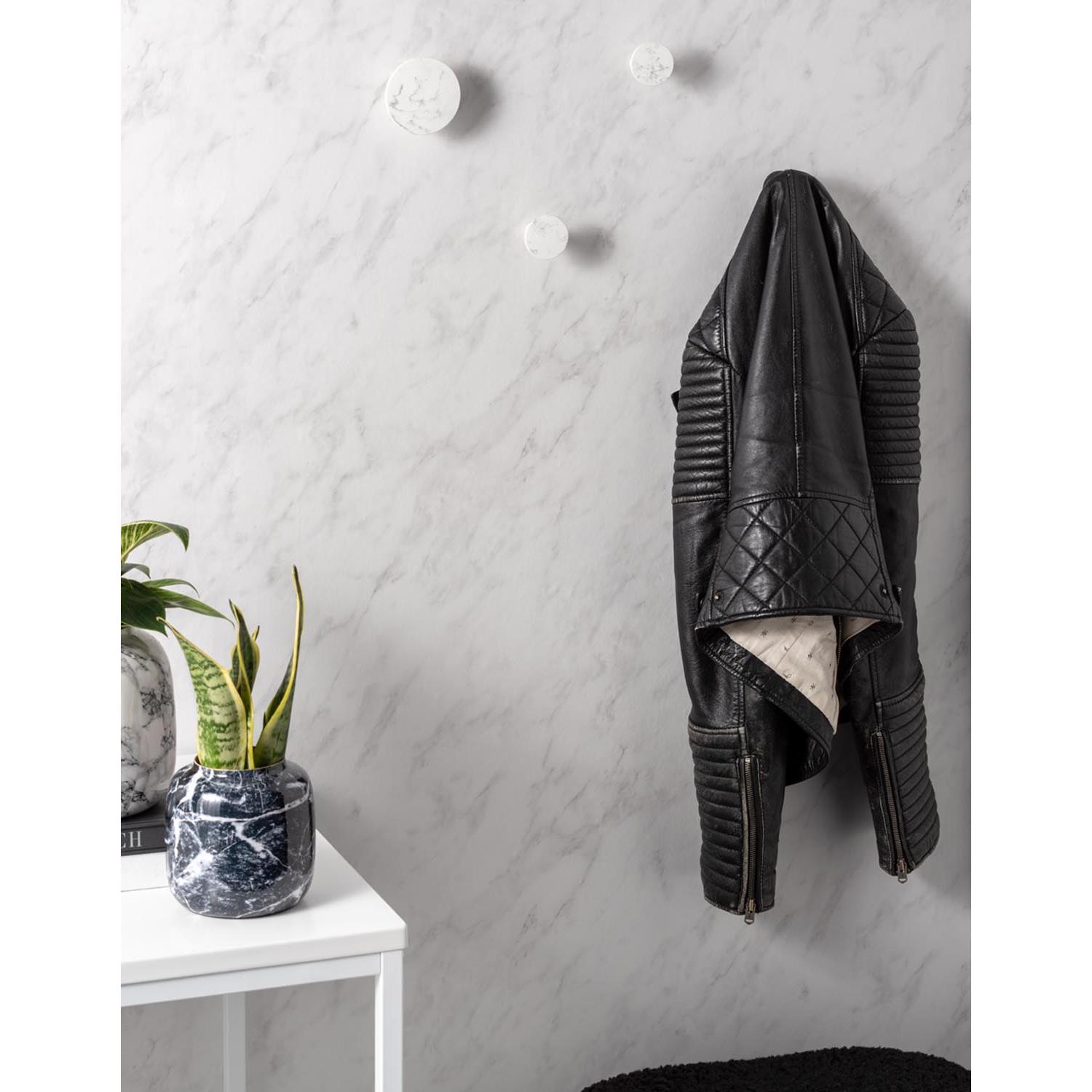 Present Time Vaas Marble Look Sphere Small Black