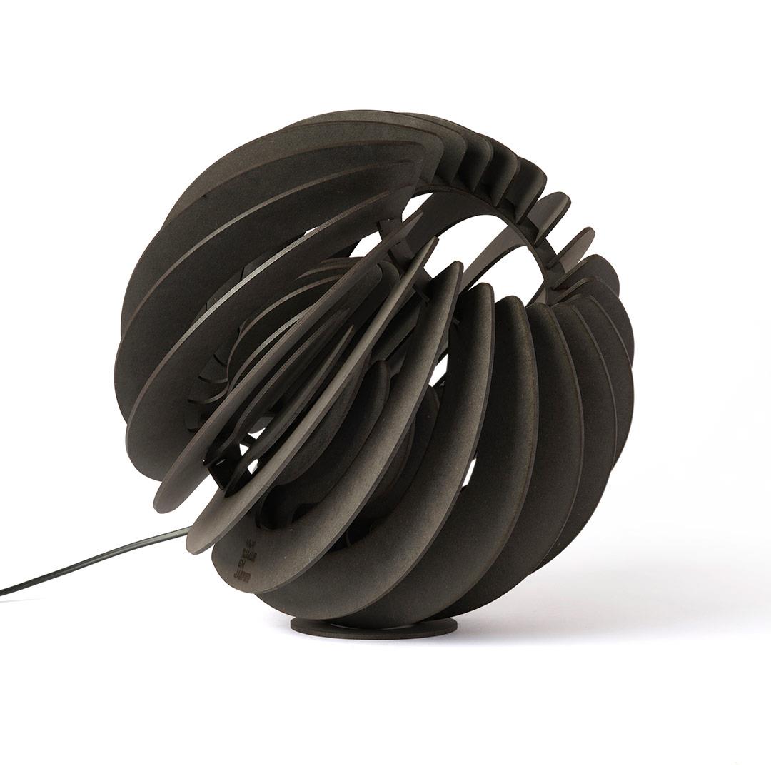 Van Tjalle en Jasper William Shakesphere vloerlamp - Black