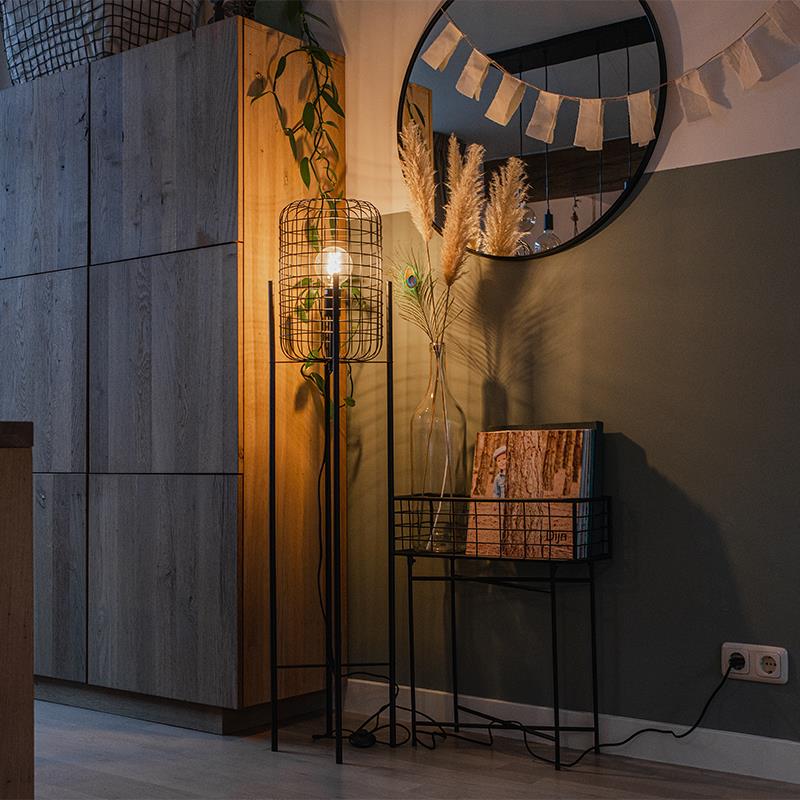 QAZQA Industriële vloerlamp zwart - Bliss Vefa