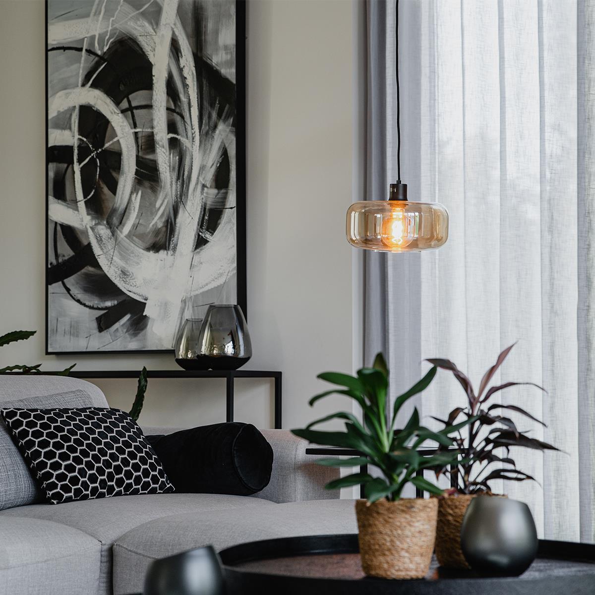 QAZQA Art Deco hanglamp zwart met amber glas - Bizle