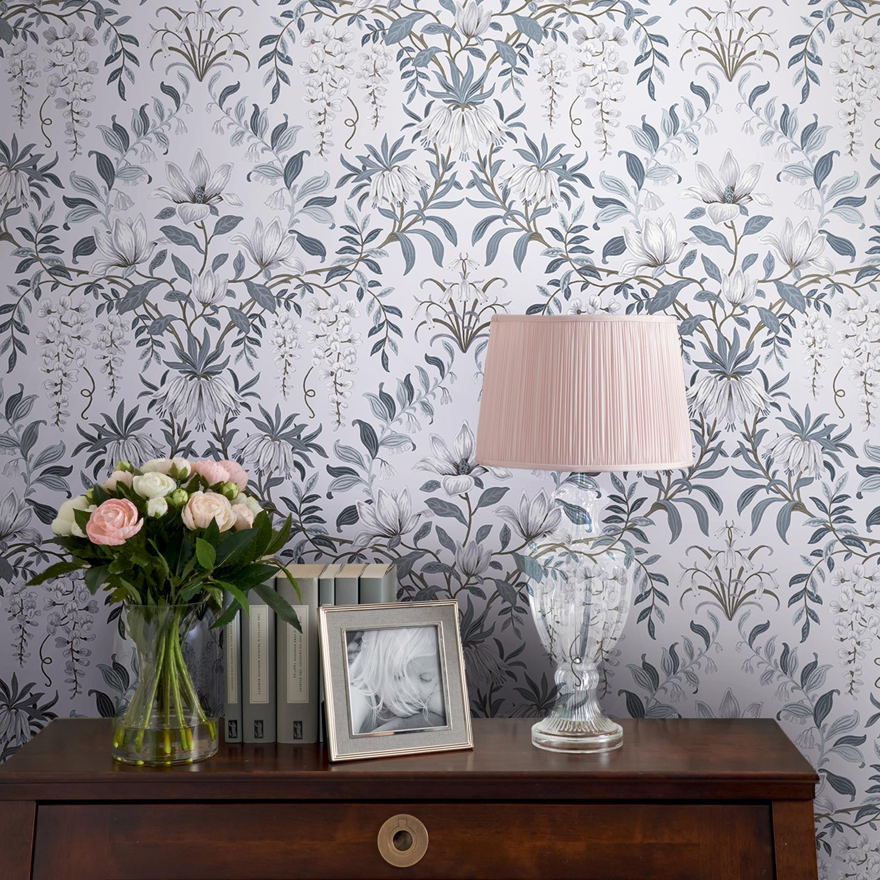 Laura Ashley Parterre Behang - Bloemen - 10mx52cm - Blauw