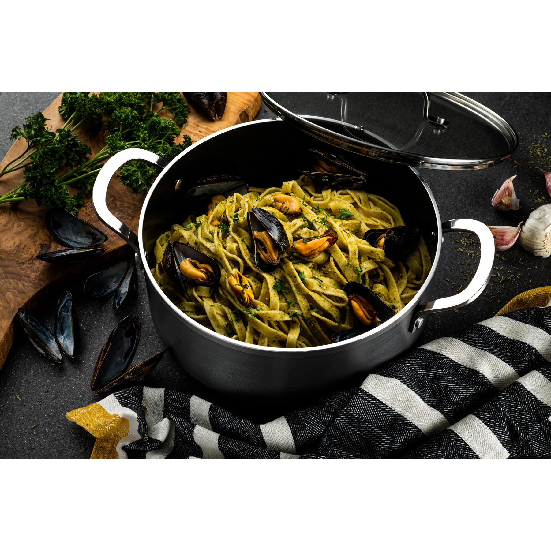 ISENVI Victoria Forged keramische kookpan 24 CM - RVS greep