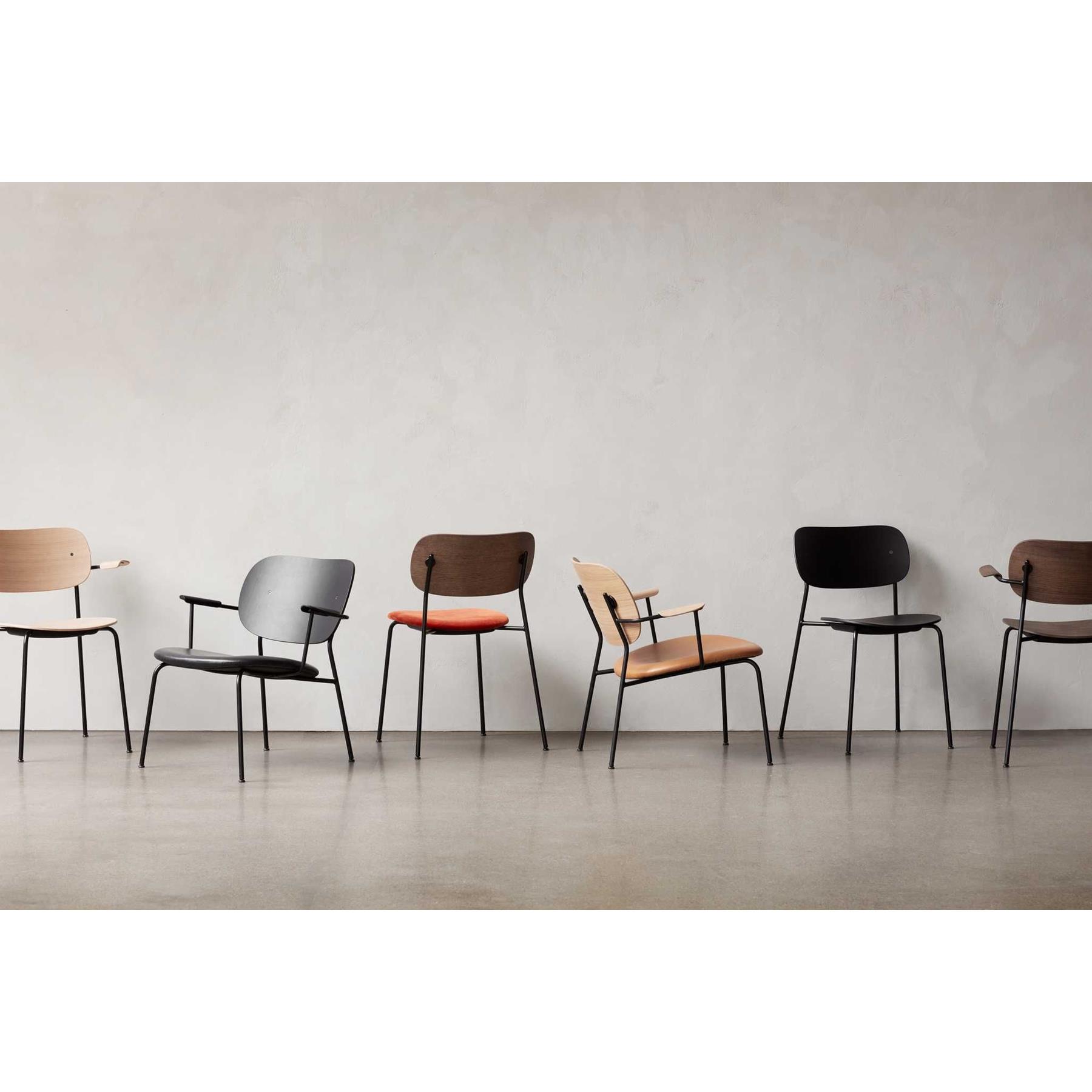 Audo Copenhagen Co fauteuil zitting leder Dakar 0842 donker eiken