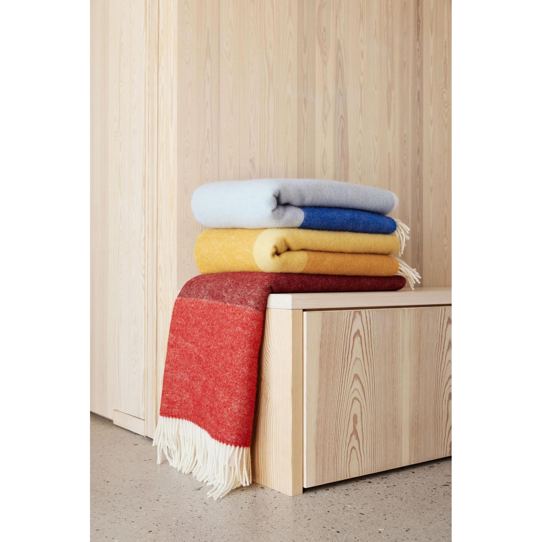 Northern Echo Throw plaid 170x130 rood