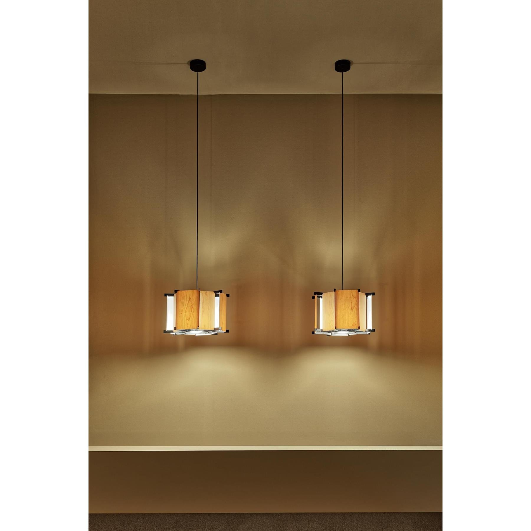 Marset MVV hanglamp Ø45 cherry wood