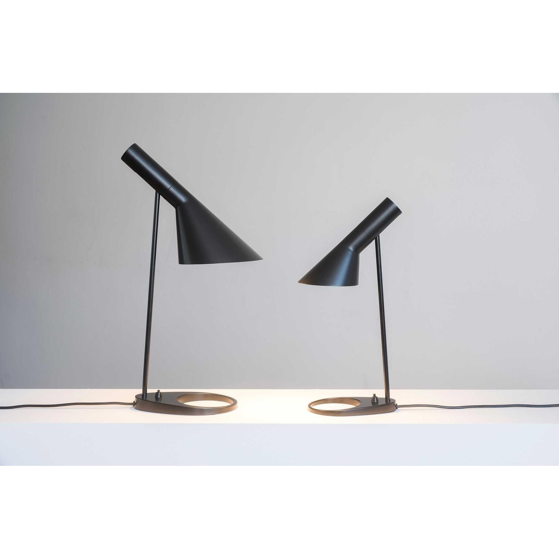 Louis Poulsen AJ Mini tafellamp V3 Black
