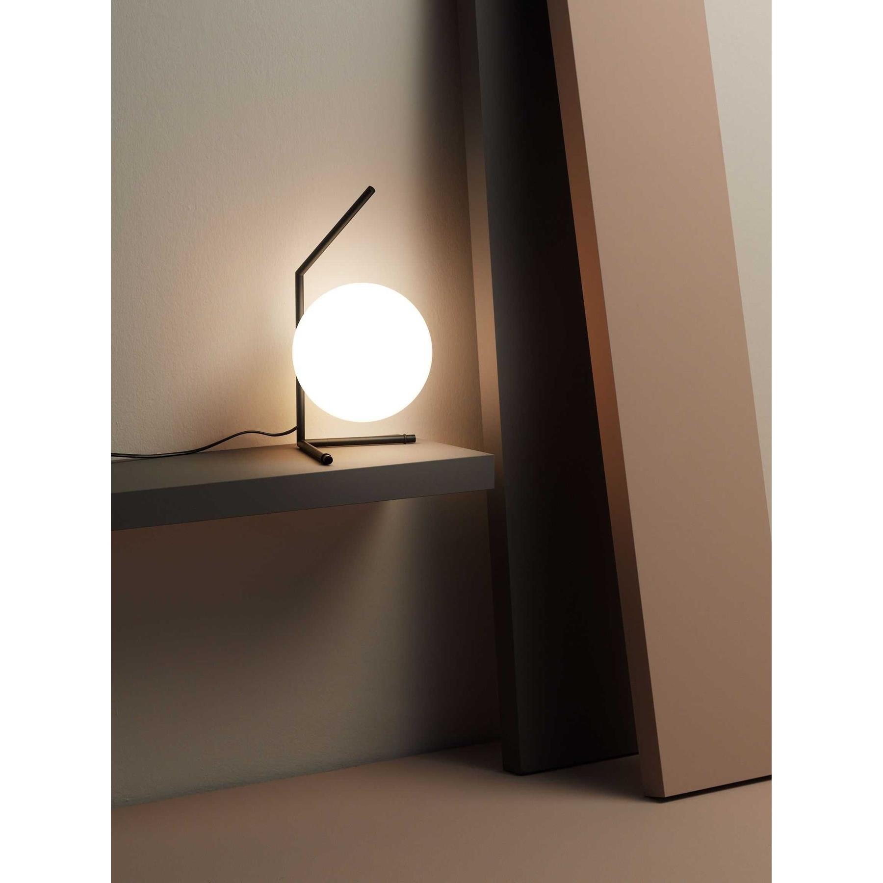 Flos IC Lights T1 Low tafellamp messing