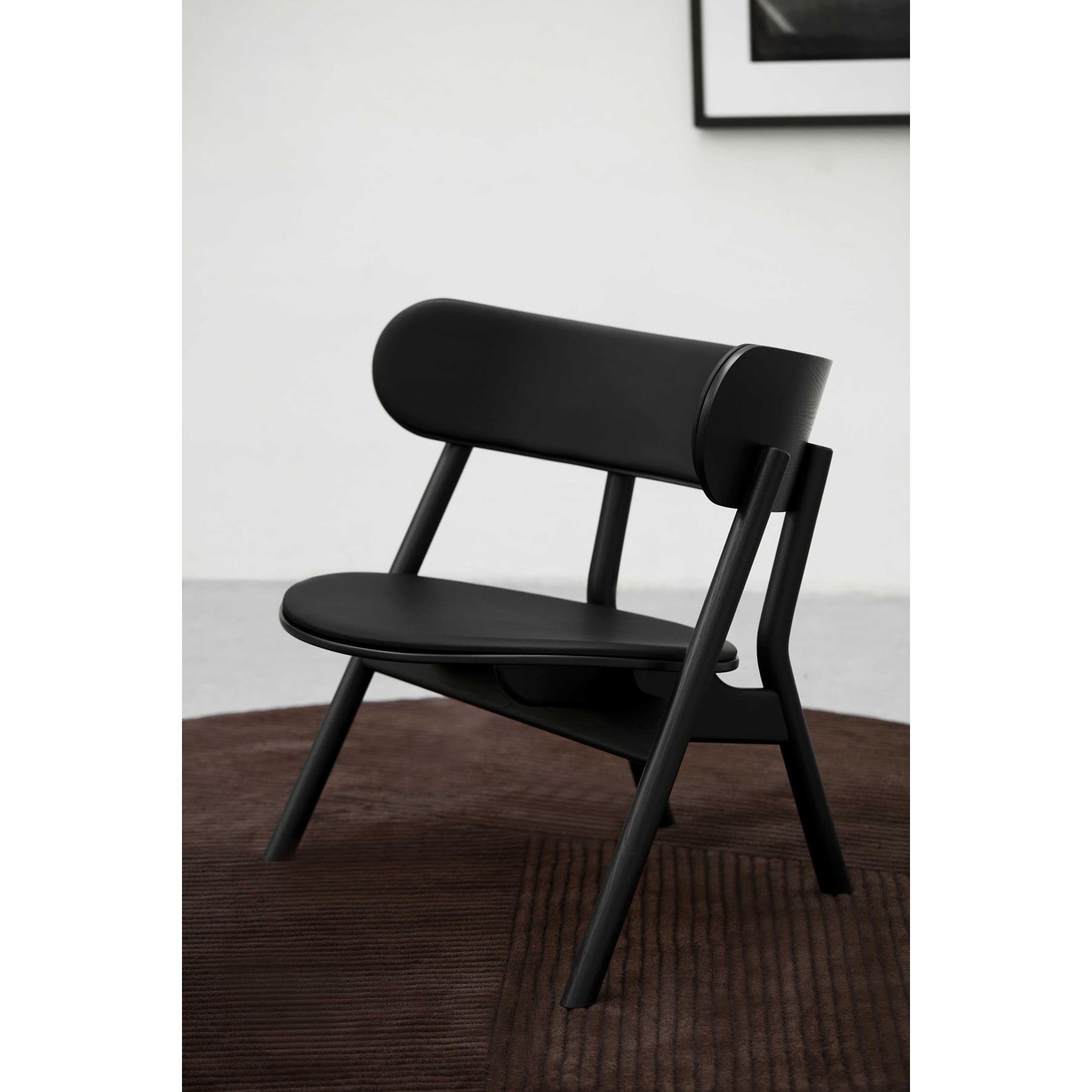 Northern Oaki fauteuil met zit- en rugkussen zwart eiken