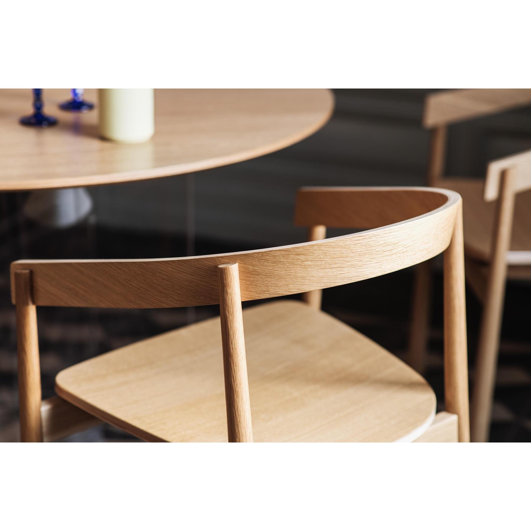 FÉST Plateau eettafel 120 transparant eiken blad