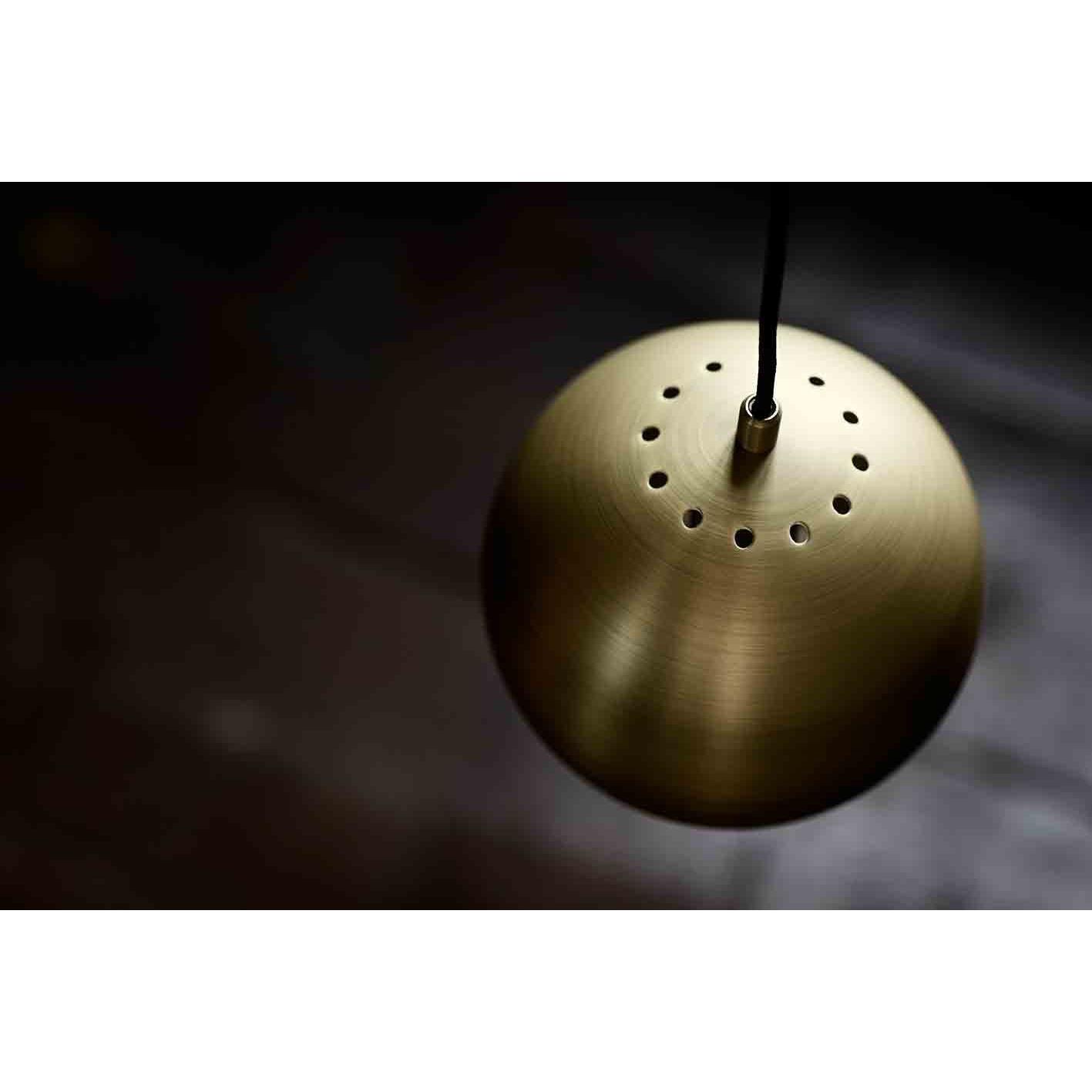 Frandsen Ball Metal Hanglamp Ø 18 cm - White Matt