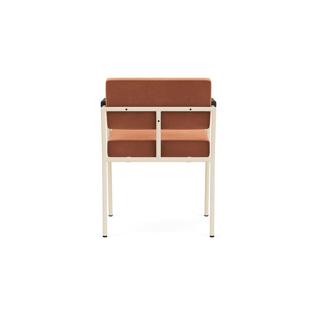 FÉST Monday stoel met armleuning sand|zwart Soil 01 natural