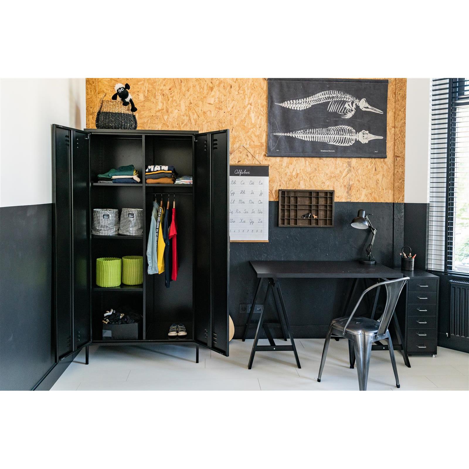 MaximaVida Finn kleding lockerkast met 4 schappen zwart